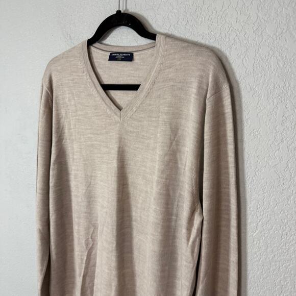 Charles Tyrwhitt Merino V Neck Sweater Size Large - Picture 3 of 6